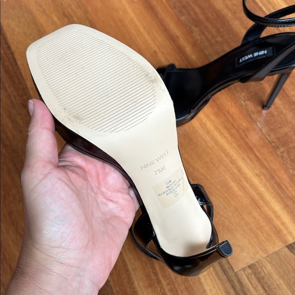 NWOT Nine West heels - Picture 4 of 8